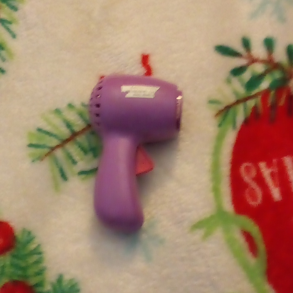 Toy hair dryer